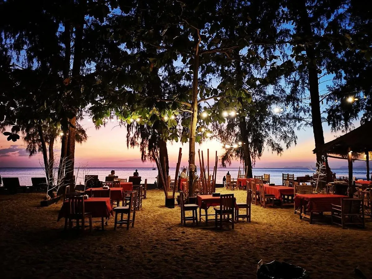 Eco Lanta Hideaway Beach Resort Ko Lanta 3*,